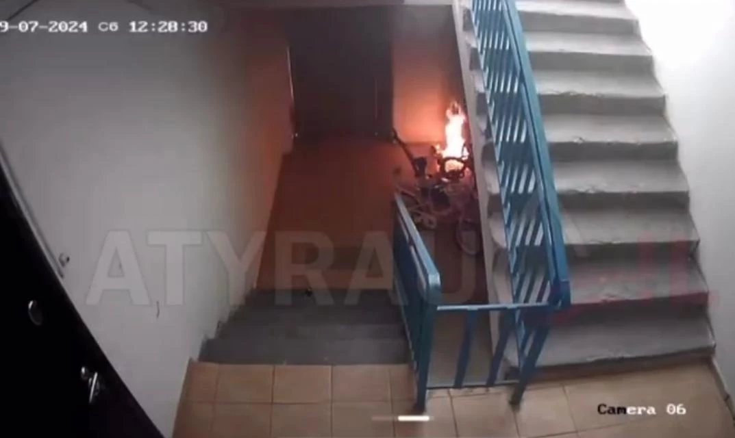 9-летняя девочка устроила пожар в Атырау